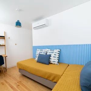 Apartment Blue By The River 3 - Elegant Two-bedroom In Santos, Lisbon